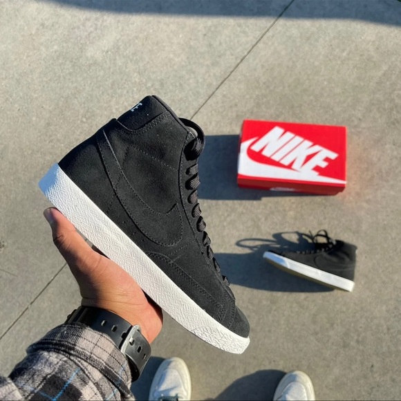 Nike Shoes - Nike Blazer Black